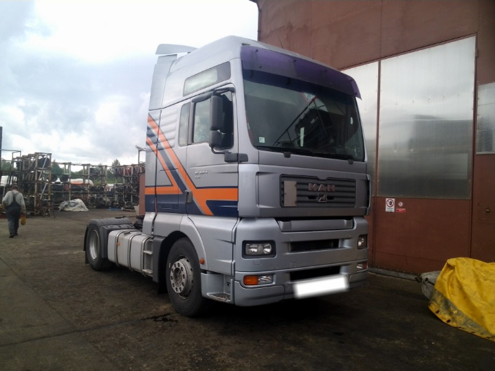 MAN TGA 18.460