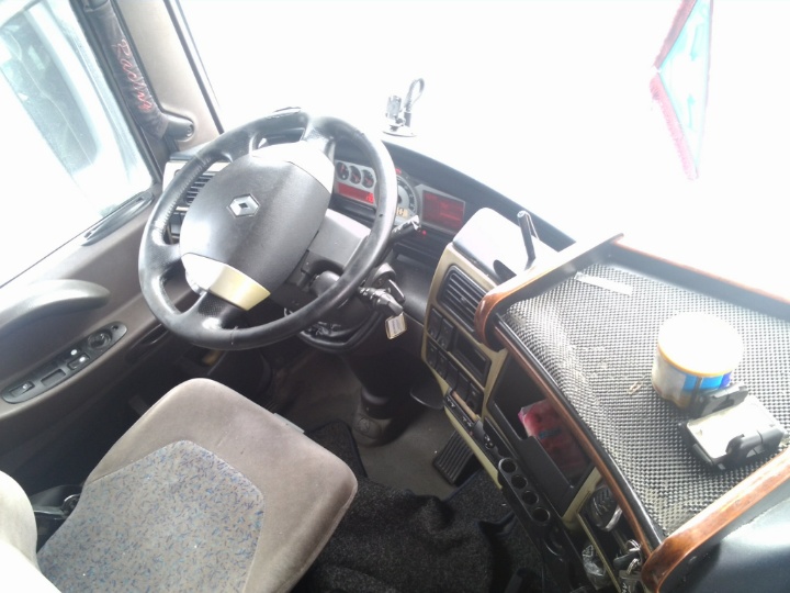 RENAULT Magnum 460 - Image 6