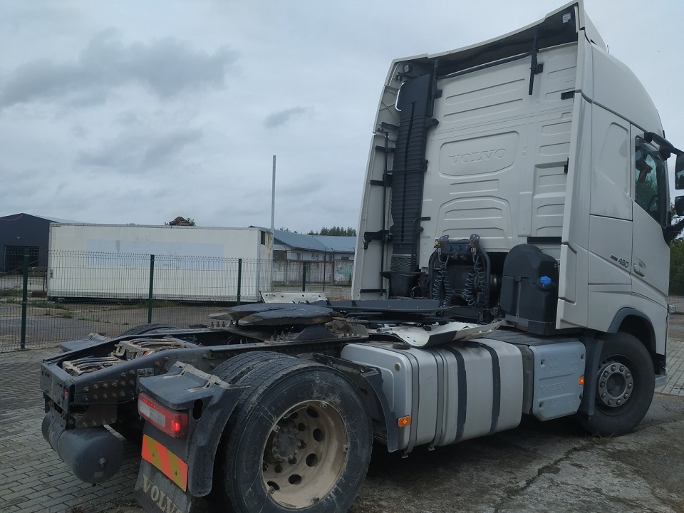 Volvo FH460 - Image 6